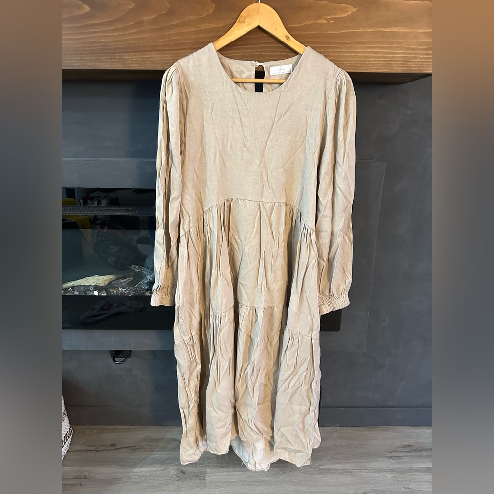 OAK AND FORT Elegant Beige Long Sleeve Dress Size S